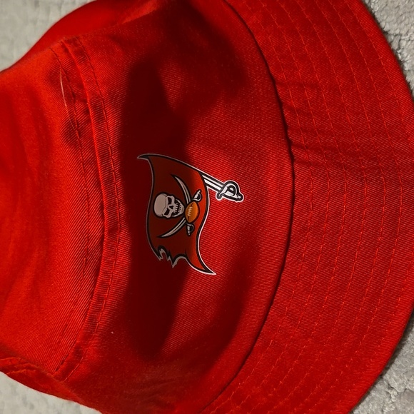Tampa Bay Buccaneers Hats - Picture 2 of 7